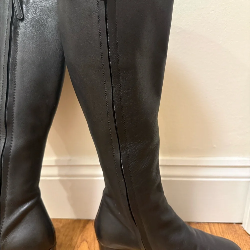 Chloe Black Boots with Gold Accents - Picture 6 of 8
